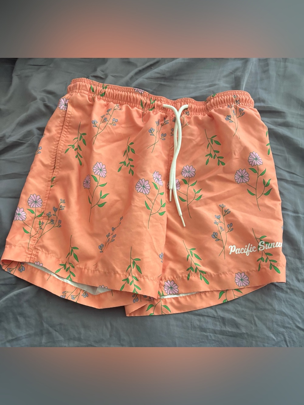 Pacific Sunwear Coral Floral Mens Swim Shorts Never Worn
